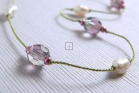 Pearl Knotting - Floating Beads
